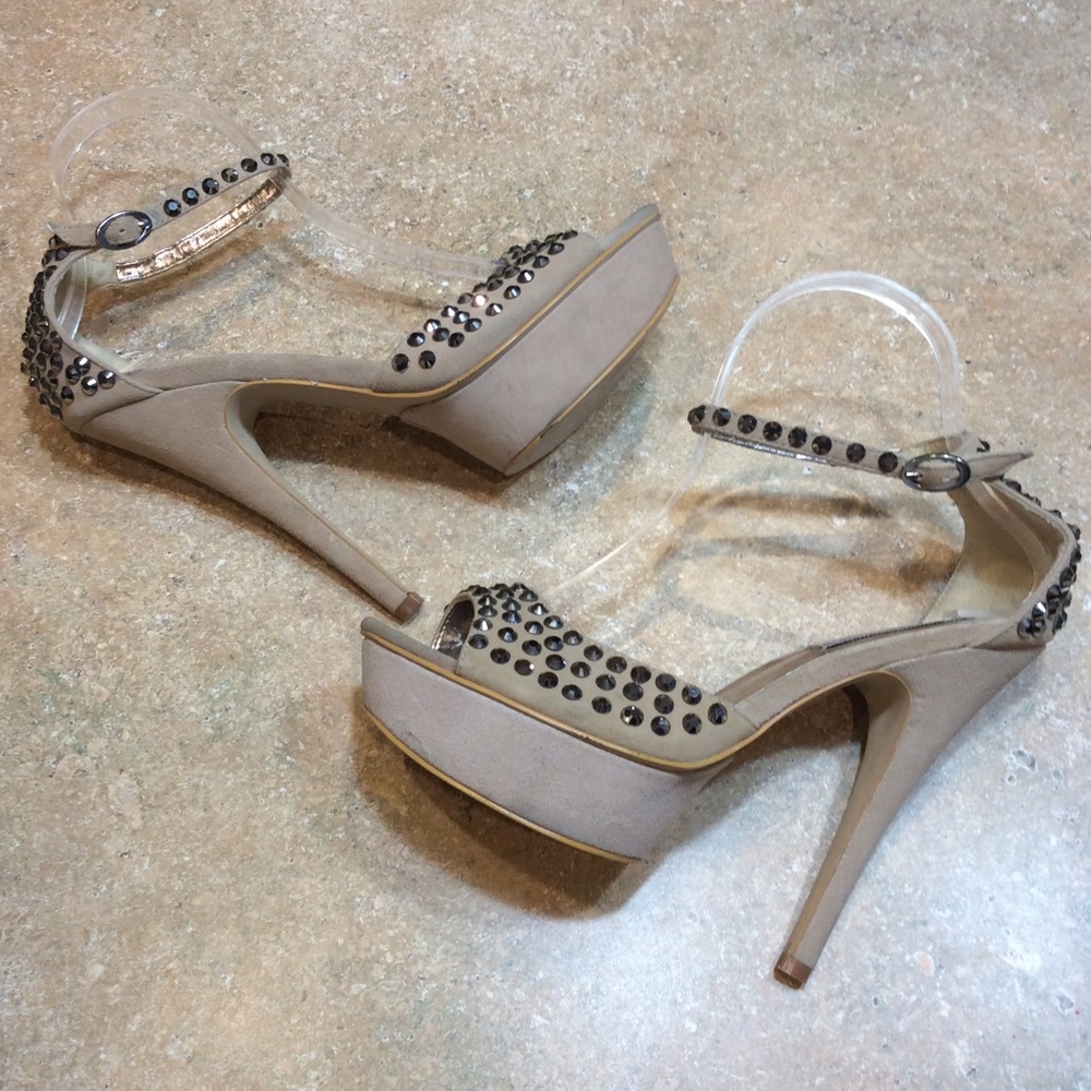 STEVE MADDEN PLATFORM STUDDED STILETTO SANDALS